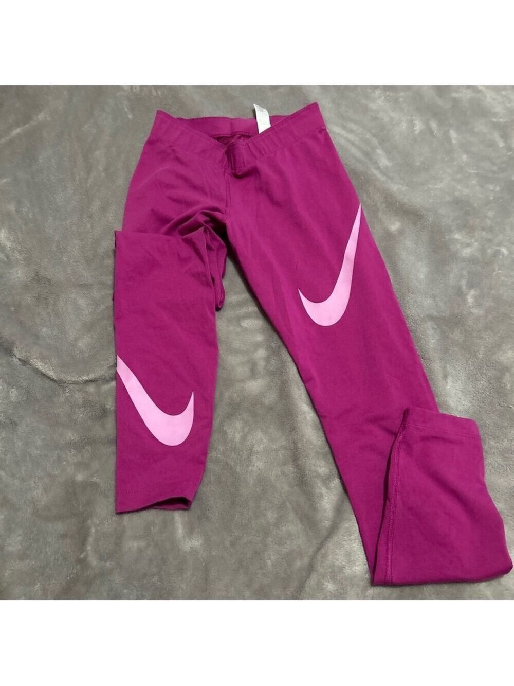 Women's Nike Magenta Pink Leggings XS